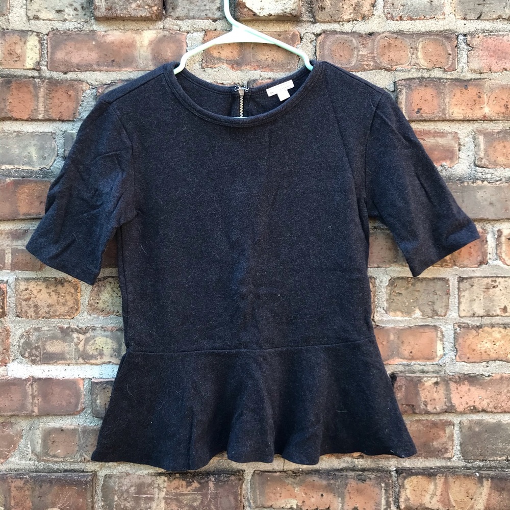 Grey Gap top